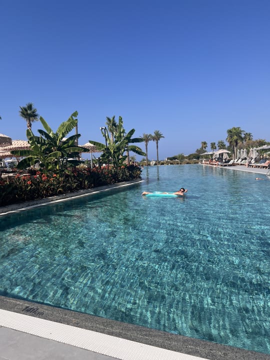 Pool Lago Hotel