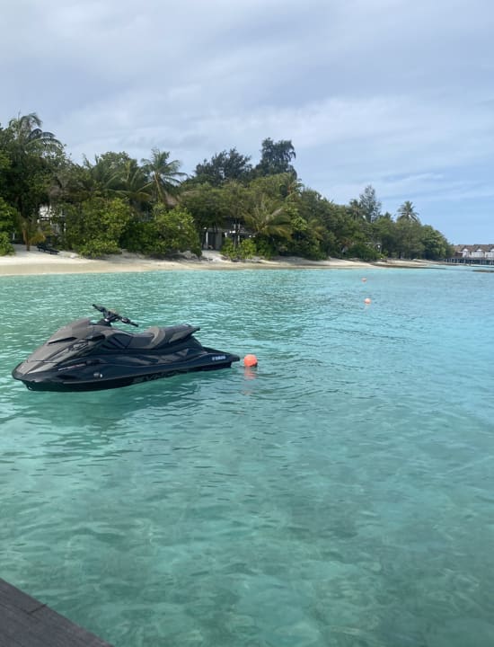 Außenansicht NH Maldives Kuda Rah Resort