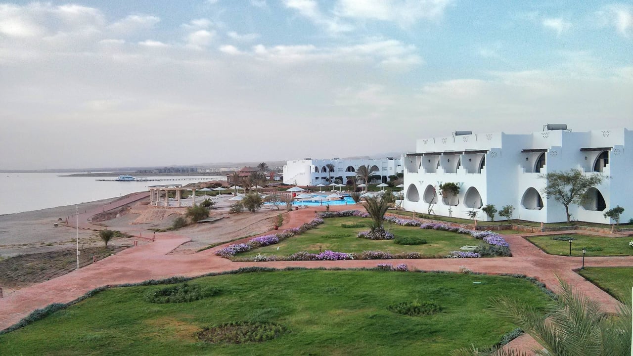 Hotel Three Corners Equinox Beach Resort