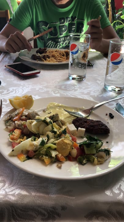 Gastro Hotel Defne Garden