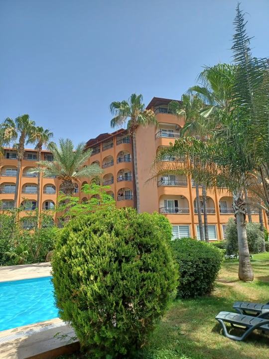 Gartenanlage Club Turtas Beach Hotel