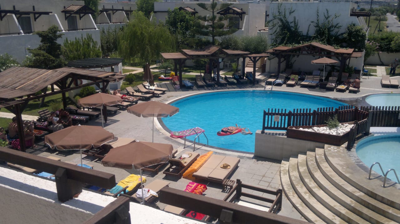 Basen Hotel Gaia Village