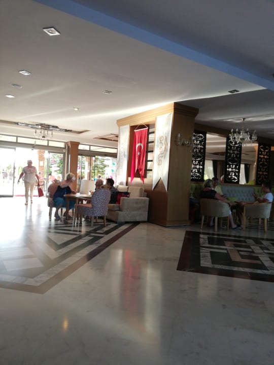 Lobby Seaden Corolla Hotel