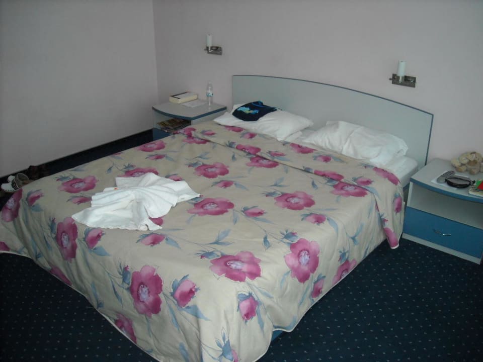 Bett Hotel Sineva Beach