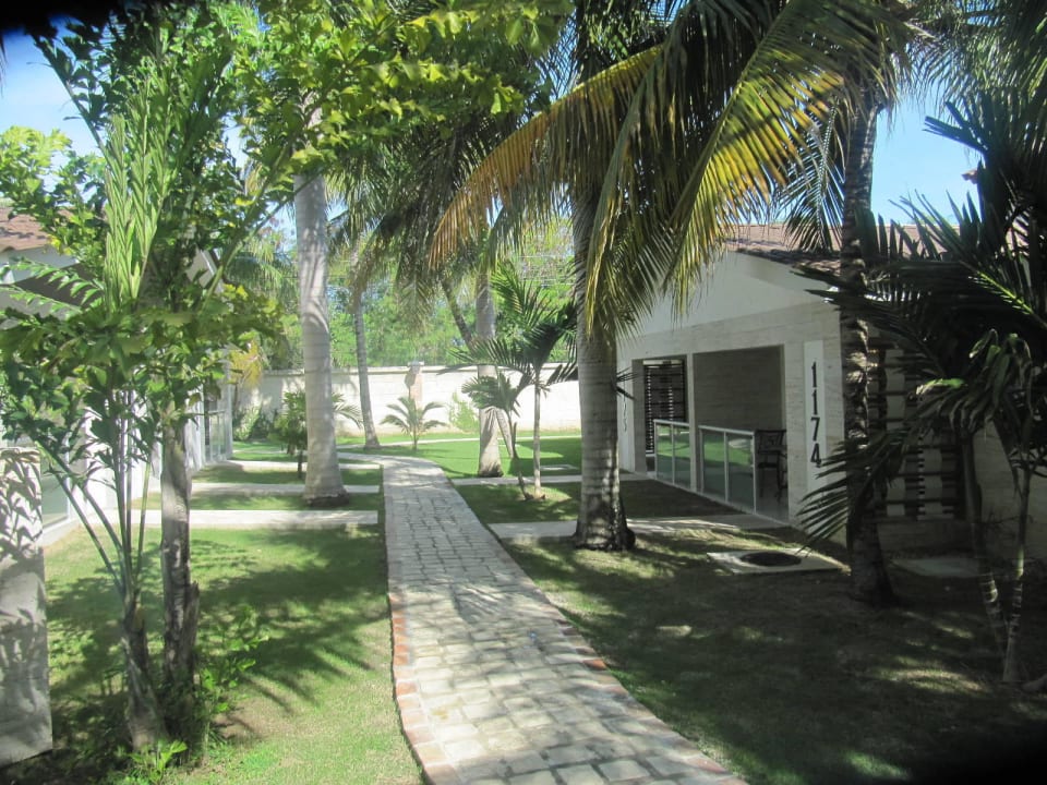 Bungalows Villas Bavaro Resort & Spa