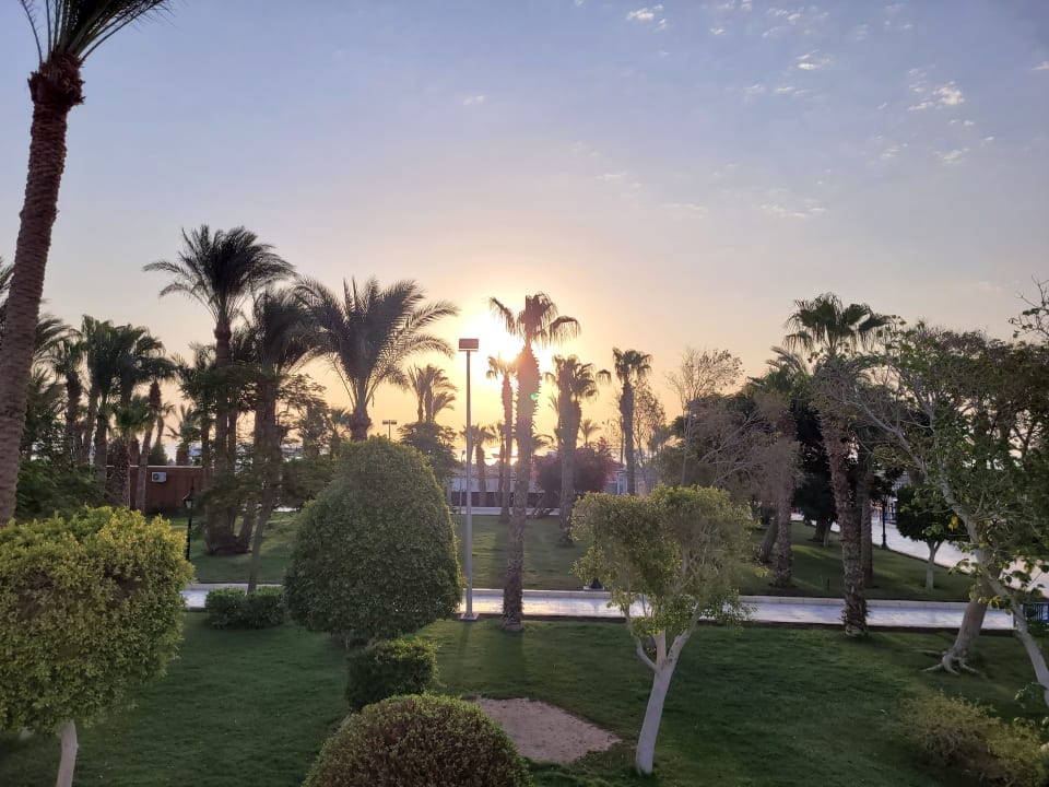 Außenansicht The Grand Hotel Hurghada