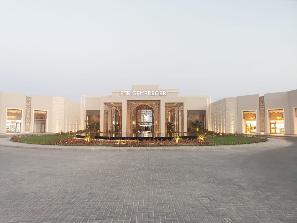 Außenansicht Steigenberger Resort Ras Soma