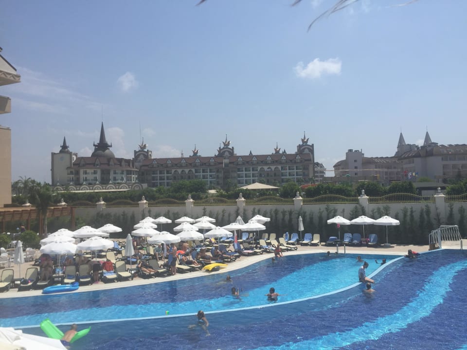 Pool  Well Palace Side