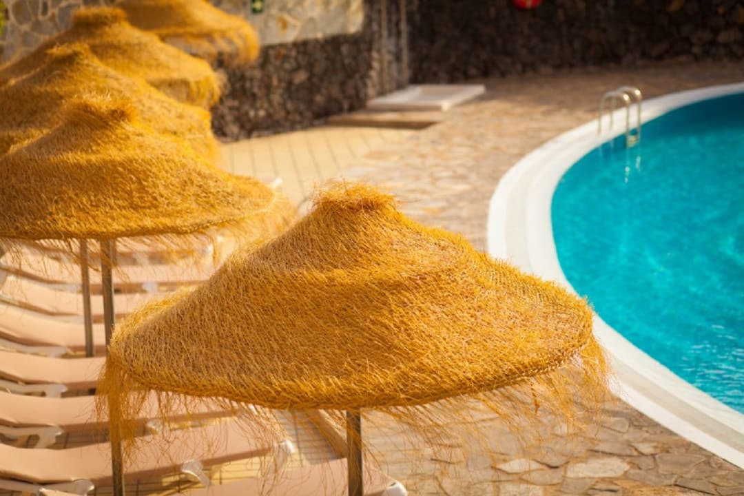 Pool El Marques Palace Apartments