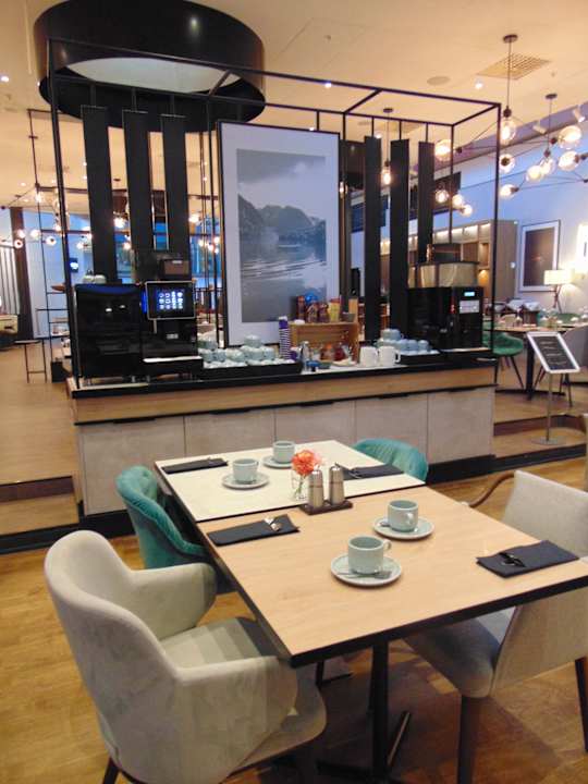 Gastro Radisson RED, Oslo Airport