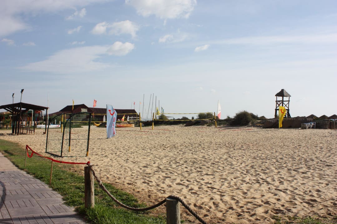 Beachvolleyball und Boccia TUI MAGIC LIFE Africana