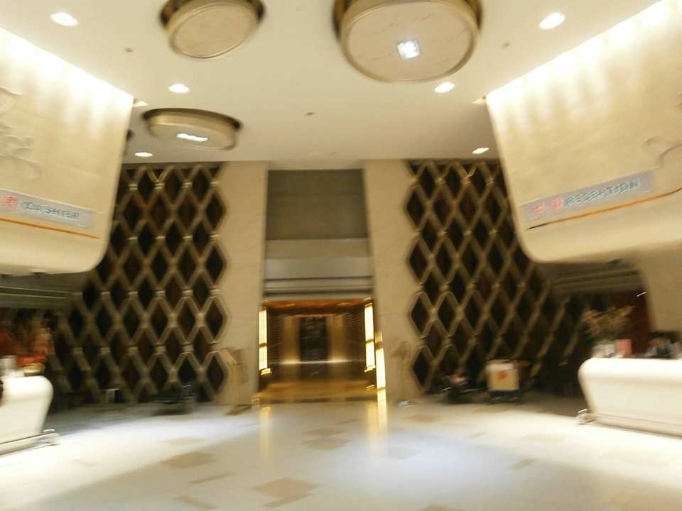 Lobby mit Cashier und Rezeption Dazhong Airport Hotel Shanghai
