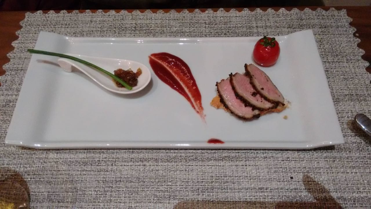 Vorspeise  - Safran Restaurant Acanthus Cennet Barut Collection