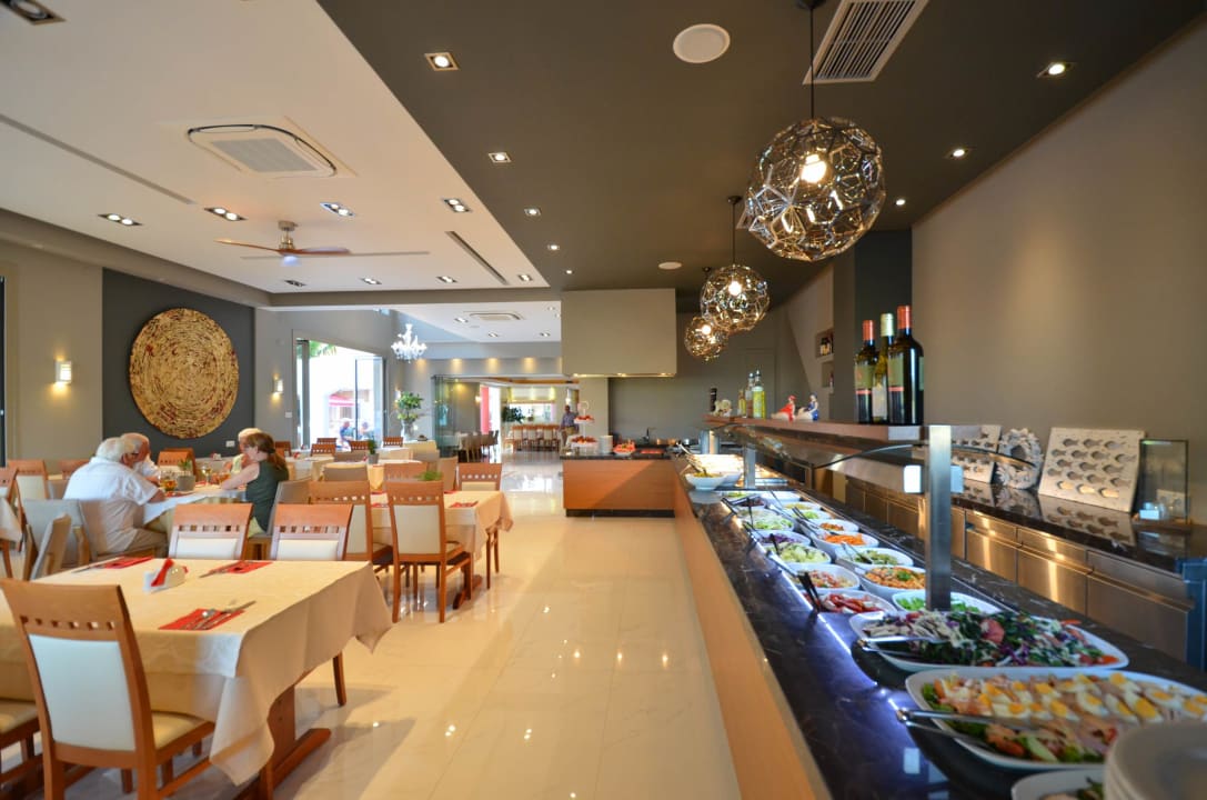 Restaurant Evilion Sea & Sun Hotel