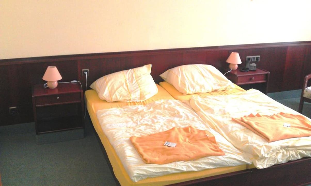 Doppelbett Hotel Schöne Aussicht