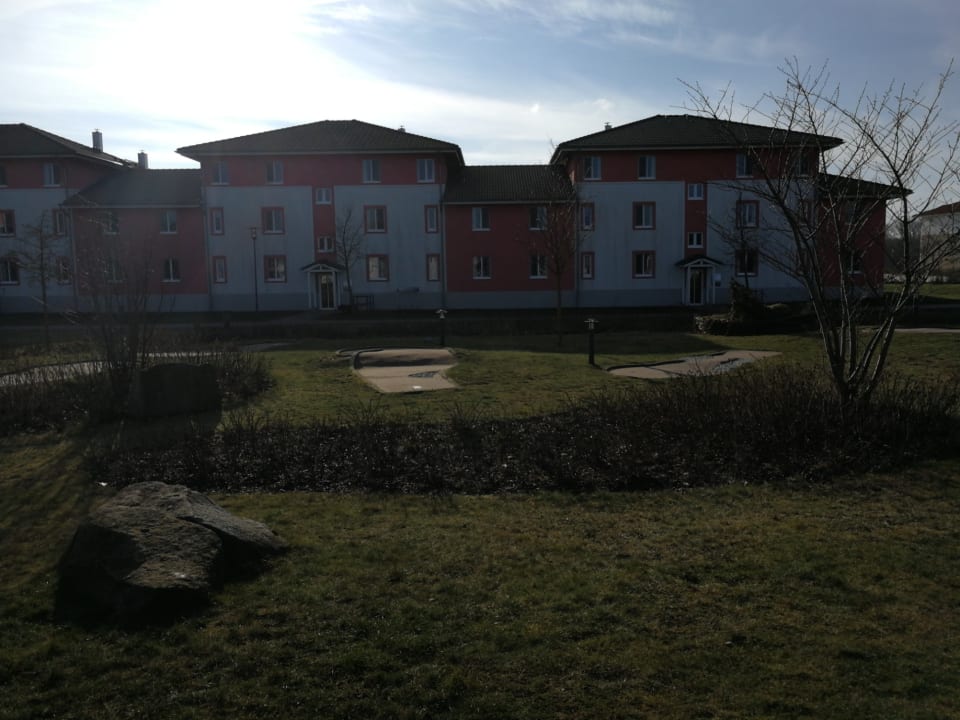 Minigolf (Schläger kostenlos an der Rezeption) BEECH Resort Boltenhagen