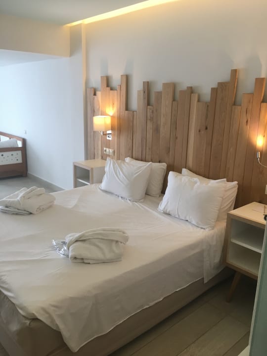 Zimmer Lyttos Beach Hotel