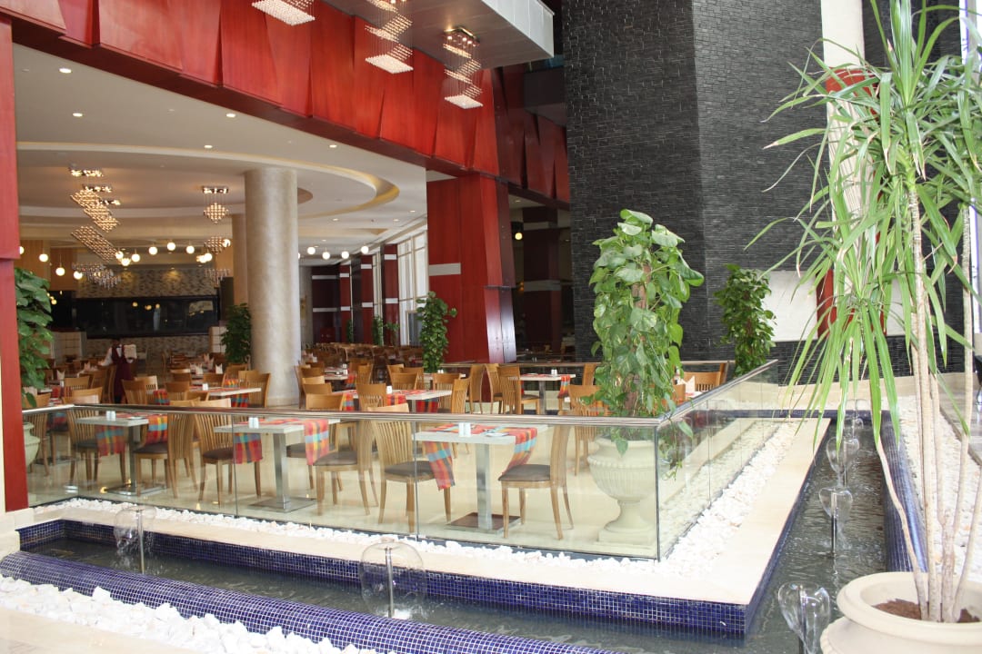 Hauptrestaurant Serenity Alma Heights