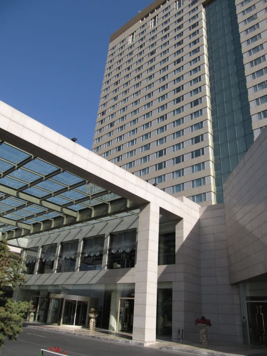 Vista ingresso Parsian Azadi Hotel