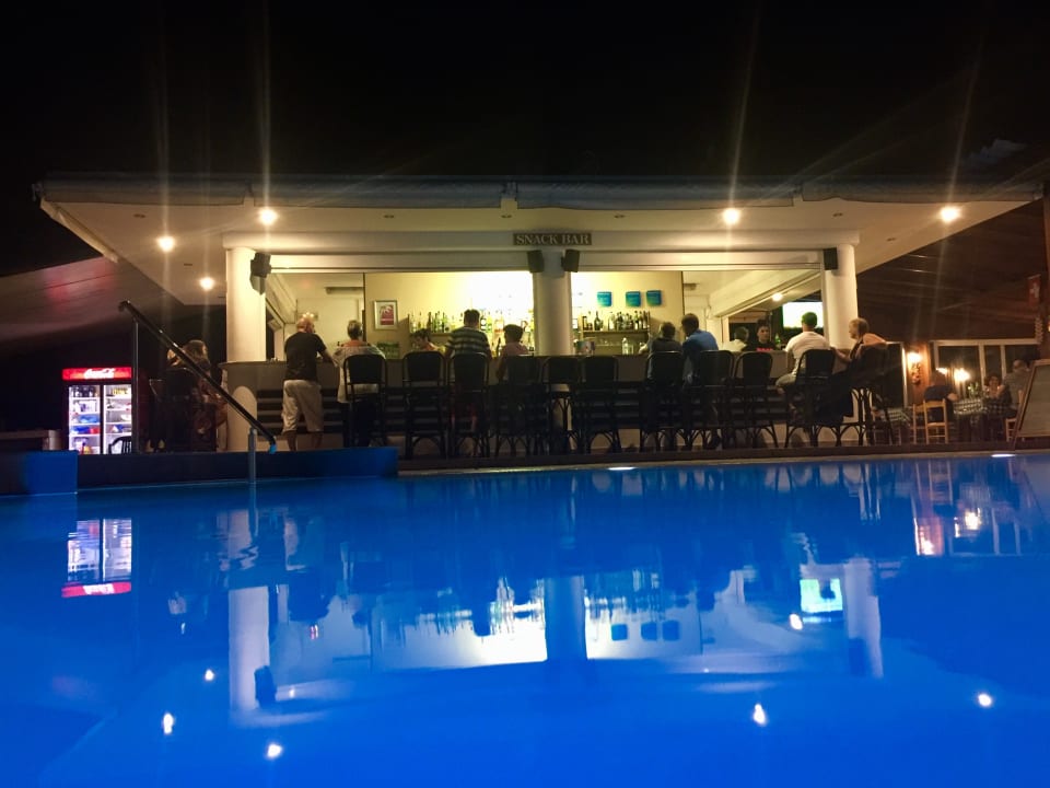 Pool Hotel Helena Christina