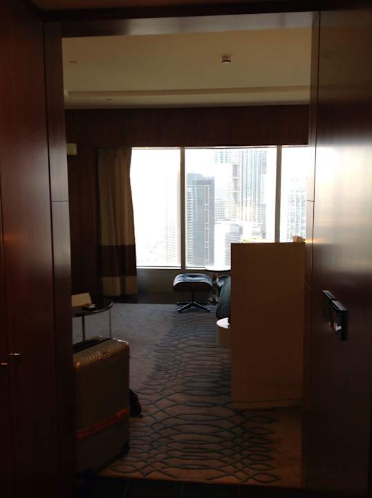 Blick ins Zimmer  Hotel Jumeirah Emirates Towers