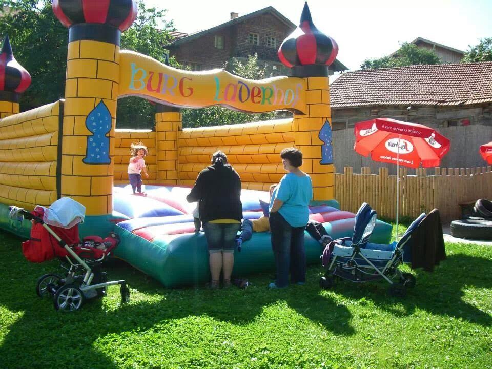 Hüpfburg im Hotel Kinderhotel Laderhof