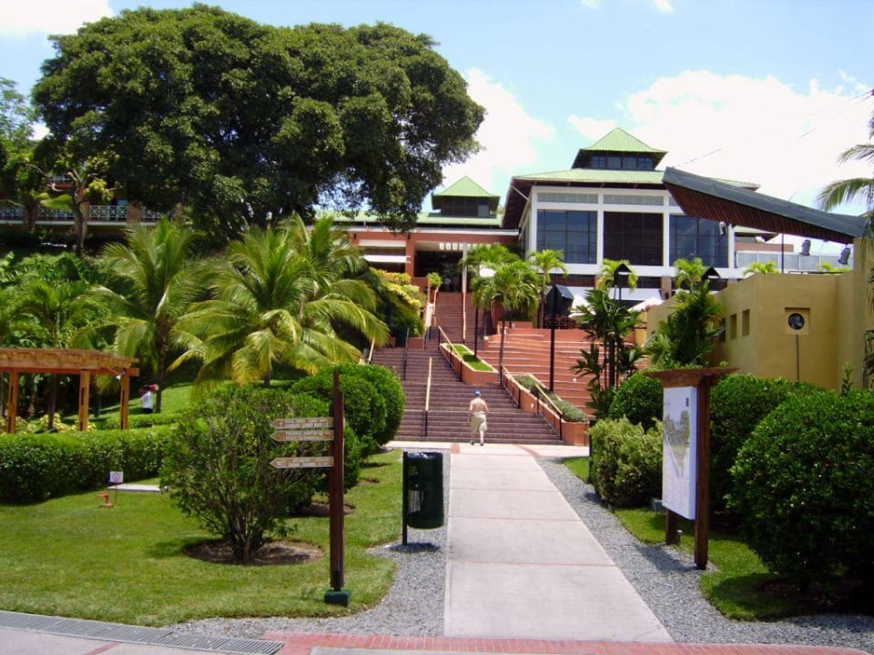 Blick vom Strand zur Lobby 1 Grand Decameron Panama, A Trademark All Inclusive Resort