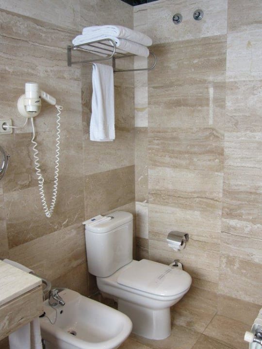 Badkamer Hotel H10 Montcada