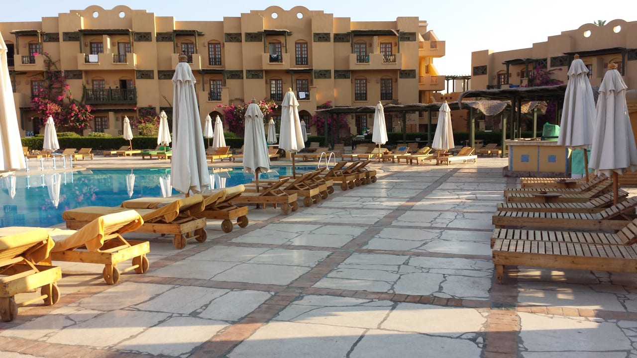 Pool Umgebung Three Corners Rihana Resort Deluxe