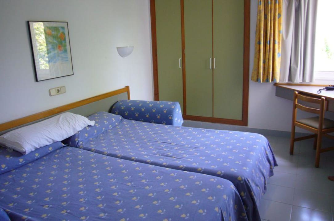 Schlafzimmer  Hipotels Mediterraneo Club