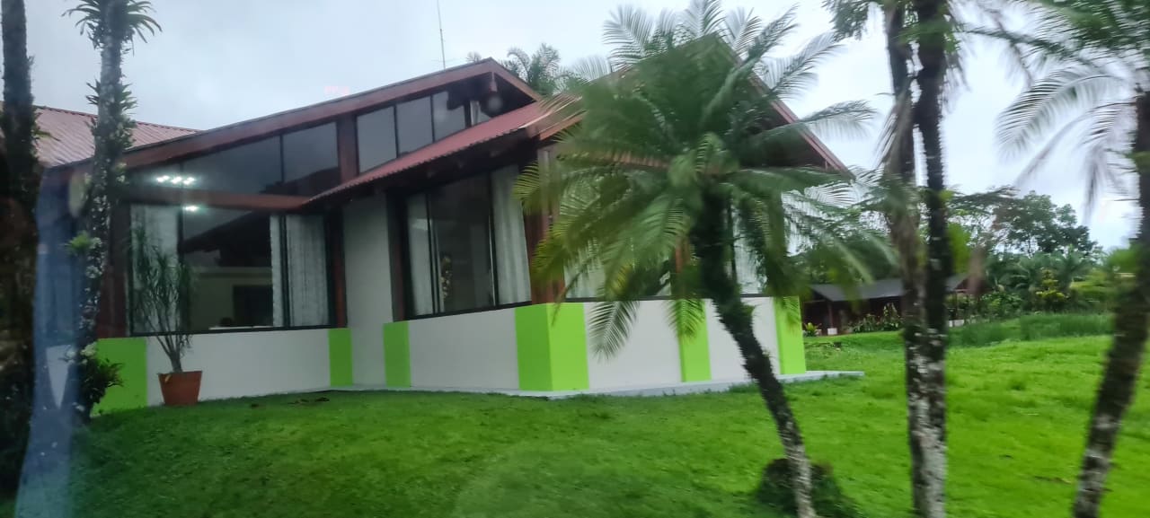 Außenansicht Arenal Paraiso Resort Spa & Thermo Mineral Hot Springs