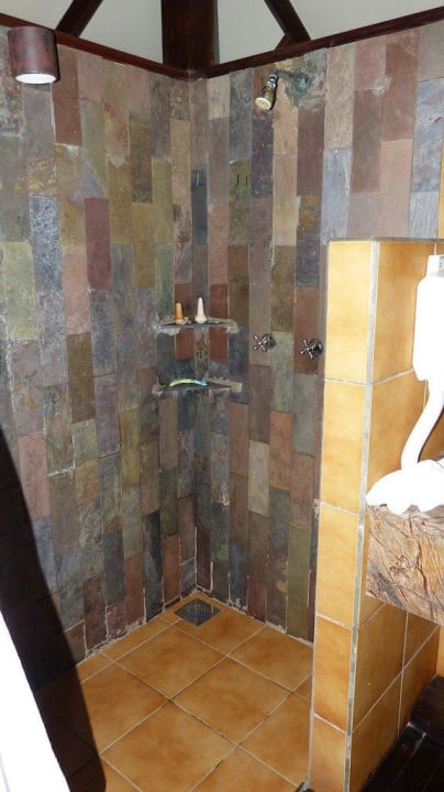 Dusche Filitheyo Island Resort