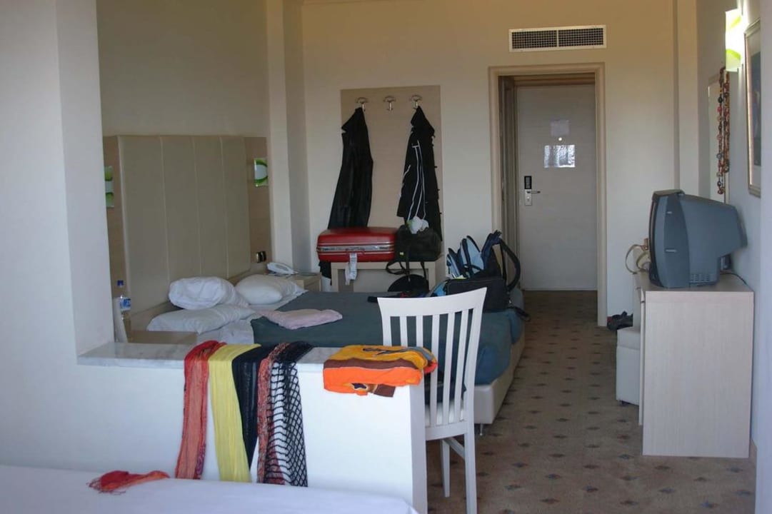 Das Zimmer ist geräumig Kresten Palace Hotel