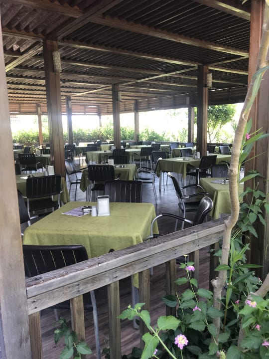 Gastro Seamelia Beach Resort