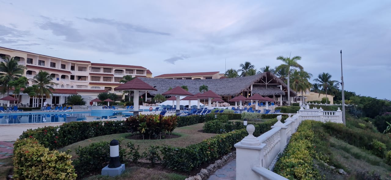 Pool Sol Rio De Luna y Mares