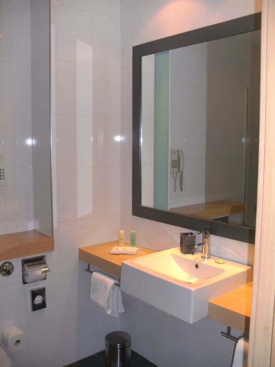 Bad Zimmer 502 Juliani