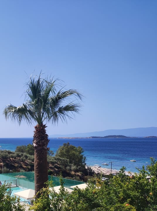 Pool Akrathos Beach Hotel