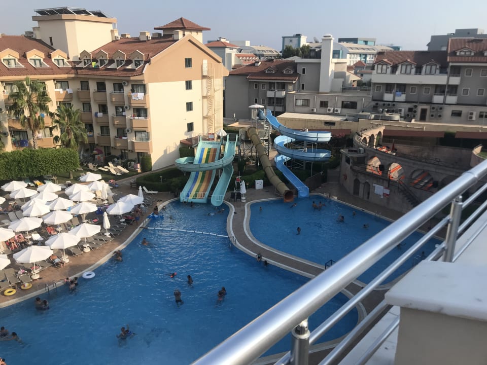 Pool Grand Seker Hotel