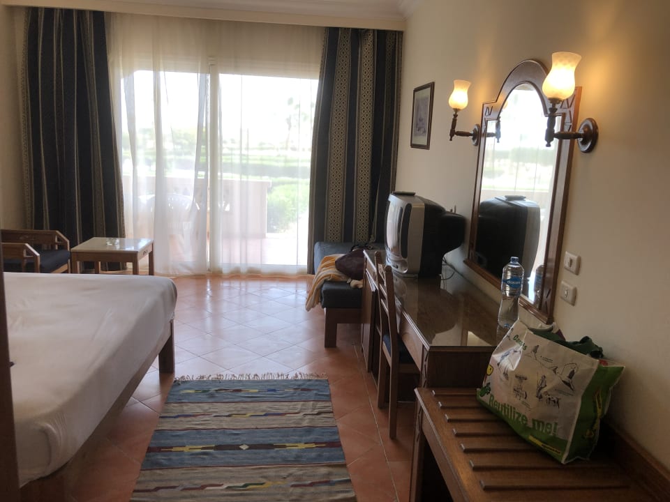 Zimmer Bliss Nada Beach Resort