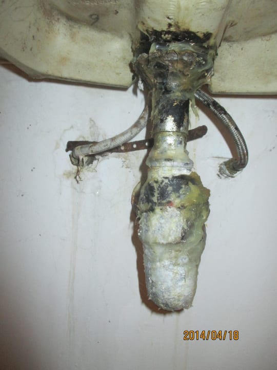 Der Abfluss in Zimmer 103 Earl’s Reef Beruwala