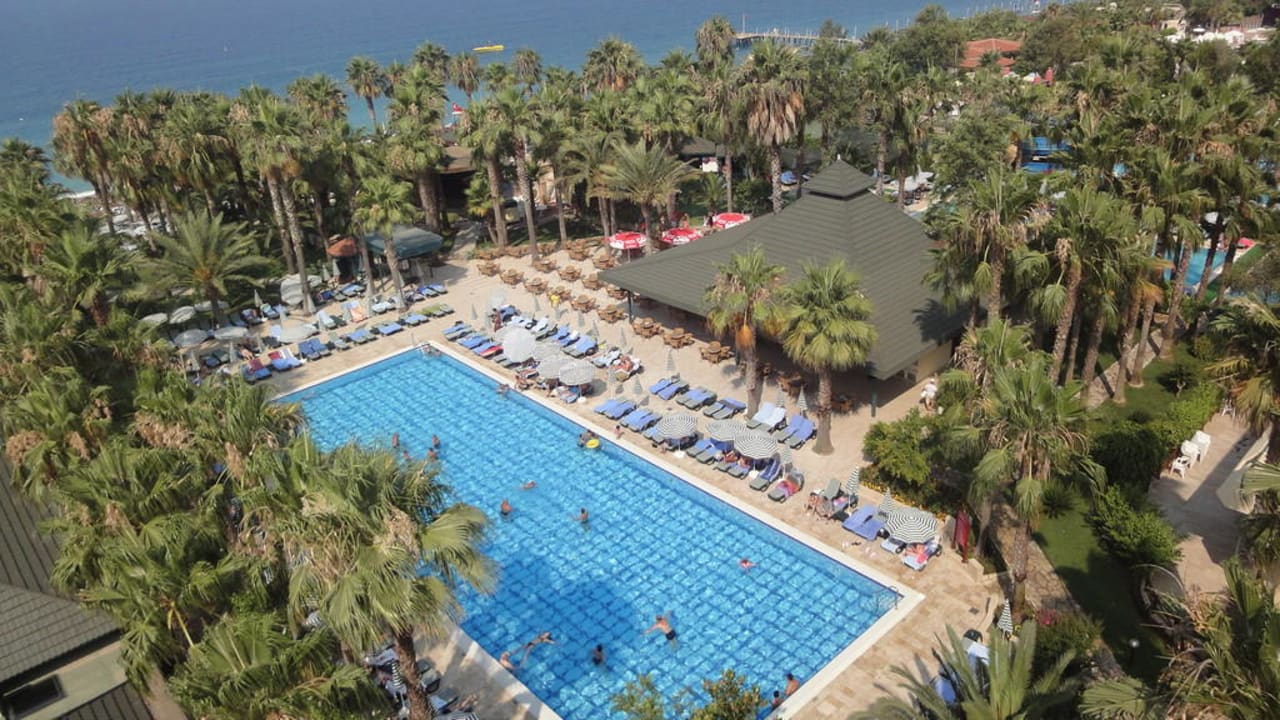 Pool Hotel Meryan