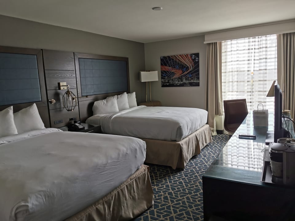 Zimmer DoubleTree by Hilton Hotel Arlington DFW South