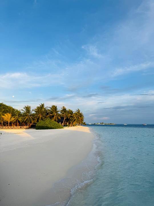 Strand Vilamendhoo Island Resort & Spa