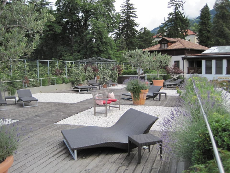 Liegen auf dem Dach Hotel Ansitz Plantiz