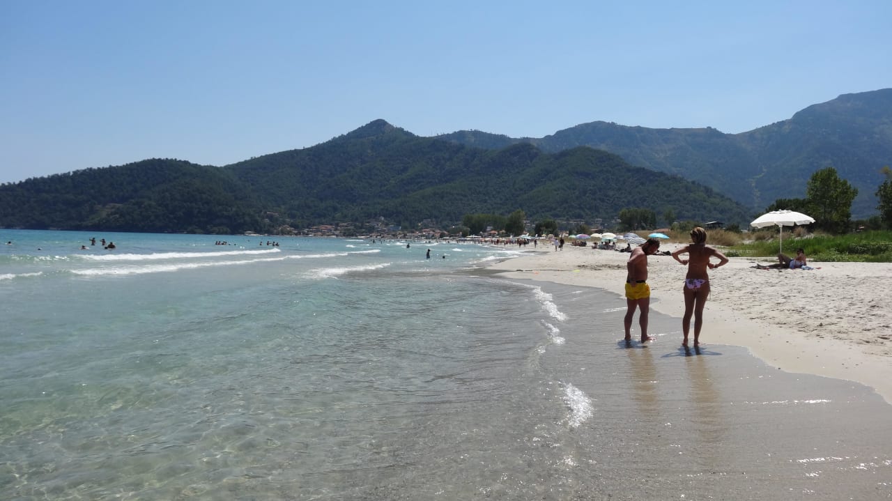 Blick nach rechts dem Strand entlang Alexandra Golden Boutique - Adults only