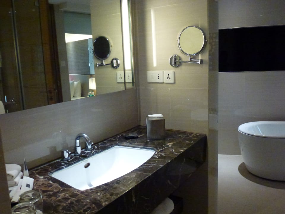 Zimmer Courtyard by Marriott Agra