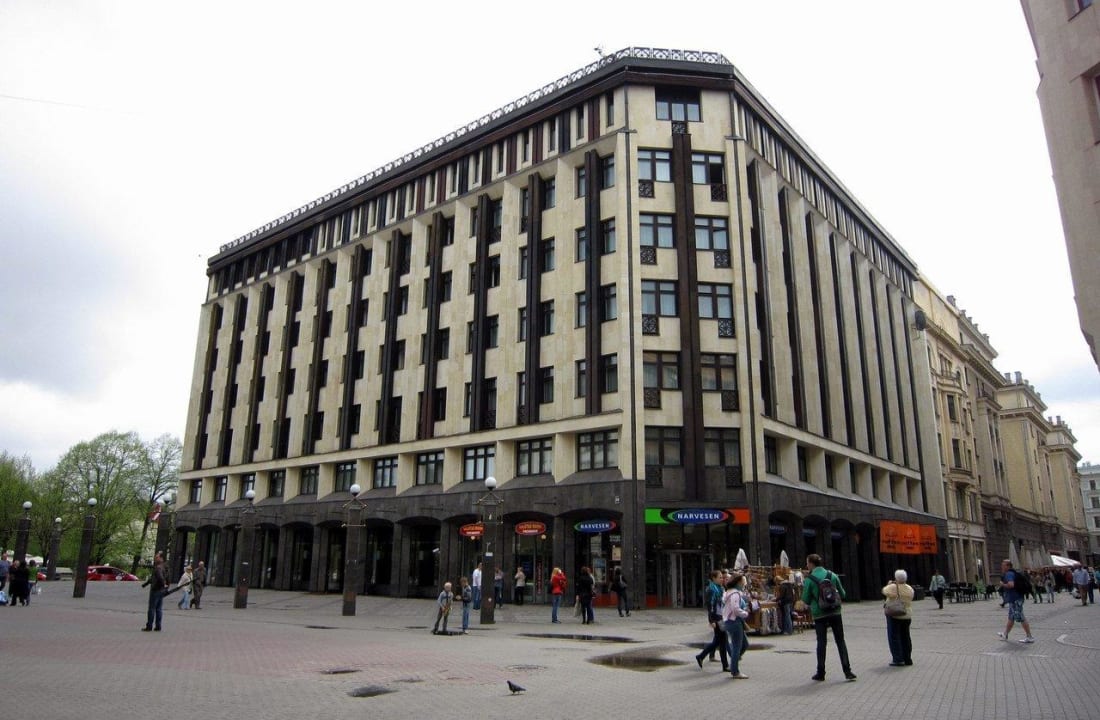 Square view Hotel Roma