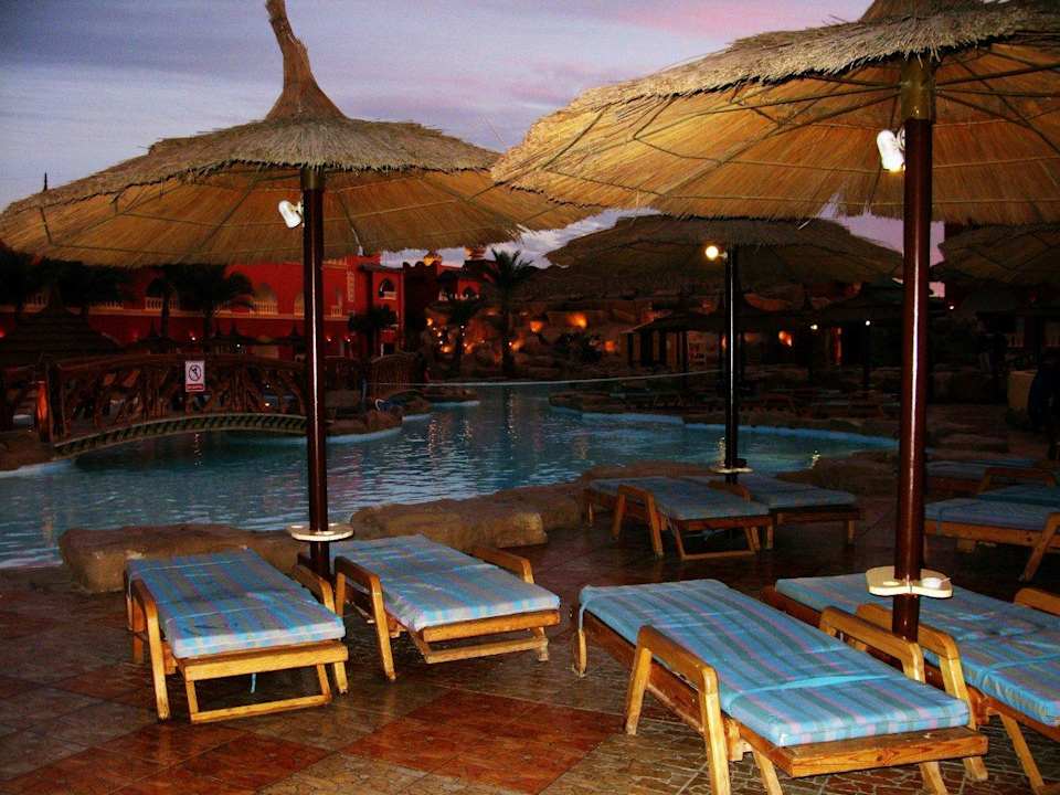 Бассейн Pickalbatros Alf Leila Wa Leila Resort - Neverland Hurghada