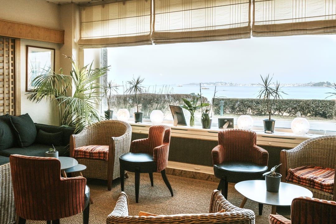 Lobby Hotel Aux Tamaris - Vue Mer