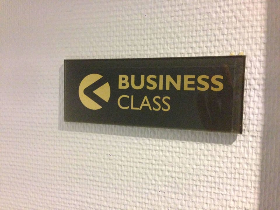 Upgraded to business class room Scandic Falconer